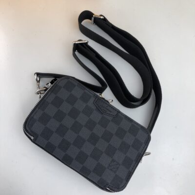 Replica Louis Vuitton Alpha Wearable Wallet